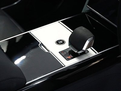 2025 LAND Rover RANGE ROVER thumbnail 18