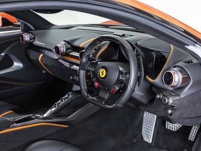 2019 Ferrari 812 SUPERFAST — фото 4