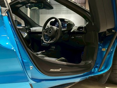 2025 Mclaren ARTURA SPIDER thumbnail 31