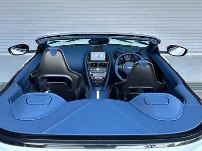 صورة 27 لـ 2023 Aston Martin DBS SUPERLEGGERA VOLANTE