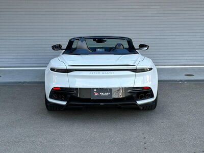 صورة 8 لـ 2023 Aston Martin DBS SUPERLEGGERA VOLANTE