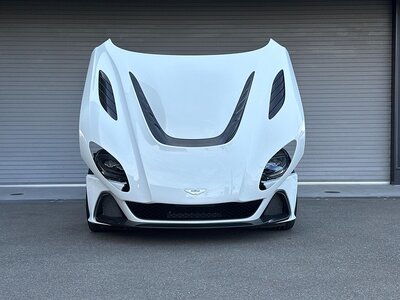 صورة 42 لـ 2023 Aston Martin DBS SUPERLEGGERA VOLANTE