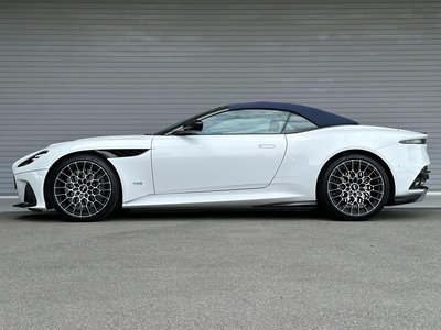 صورة 11 لـ 2023 Aston Martin DBS SUPERLEGGERA VOLANTE