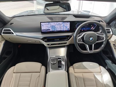 صورة 2 لـ 2025 BMW 3 SERIES