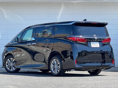 2026 Toyota ALPHARD 照片 12