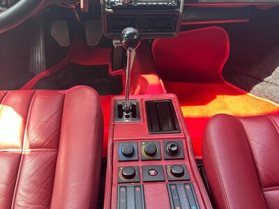 1986 Ferrari 328 GTS 照片 5