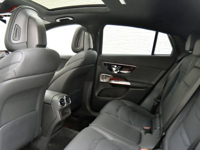 صورة 13 لـ 2024 Mercedes-BENZ GLC AMG