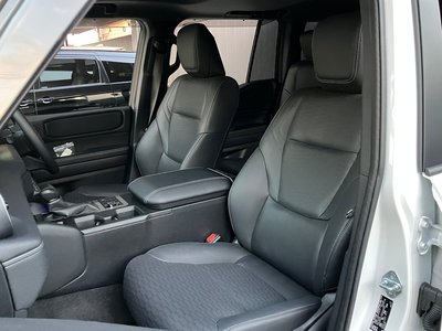 2025 Toyota LAND CRUISER 250 — фото 22