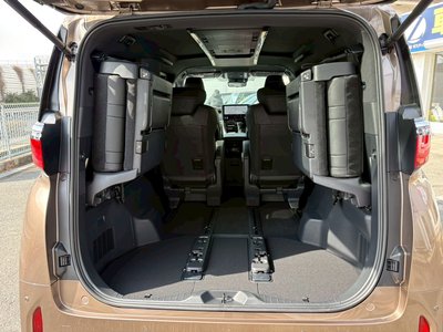 2025 Toyota ALPHARD — фото 37