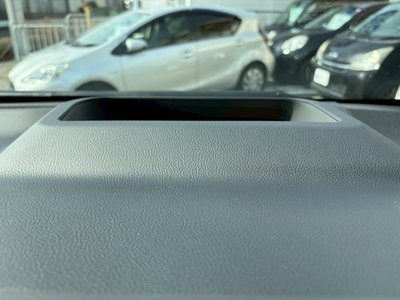 2025 Toyota ALPHARD — фото 13