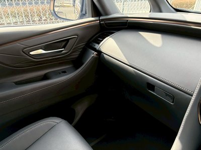 2025 Toyota ALPHARD — фото 82