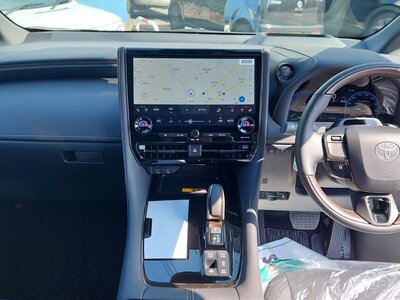 2024 Toyota ALPHARD 照片 3