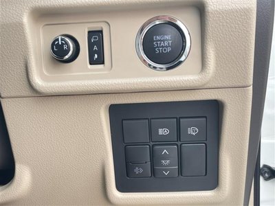 صورة 18 لـ 2022 Toyota LAND CRUISER PRADO