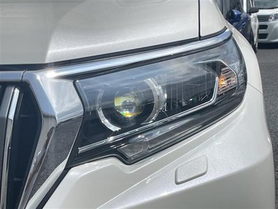 صورة 33 لـ 2022 Toyota LAND CRUISER PRADO