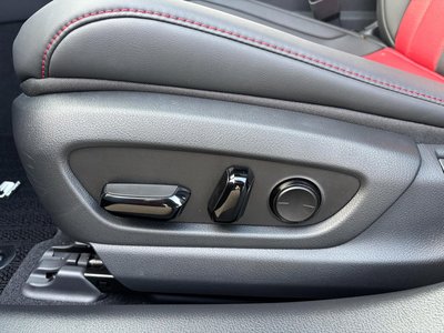 2024 Lexus ES thumbnail 39