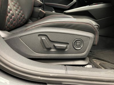 صورة 41 لـ 2022 AUDI RS3 SEDAN