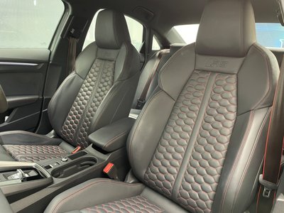 صورة 47 لـ 2022 AUDI RS3 SEDAN