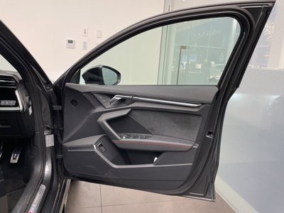 صورة 39 لـ 2022 AUDI RS3 SEDAN