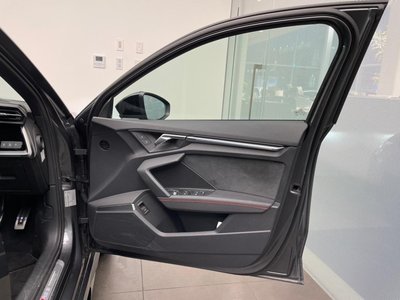 صورة 24 لـ 2022 AUDI RS3 SEDAN