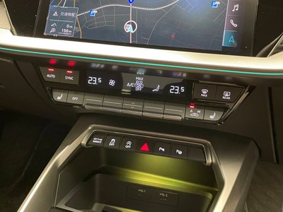 صورة 35 لـ 2022 AUDI RS3 SEDAN