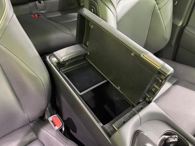 صورة 61 لـ 2023 Toyota CROWN SPORT