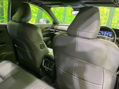 صورة 67 لـ 2023 Toyota CROWN SPORT