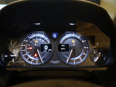 2015 Aston Martin V8 thumbnail 44