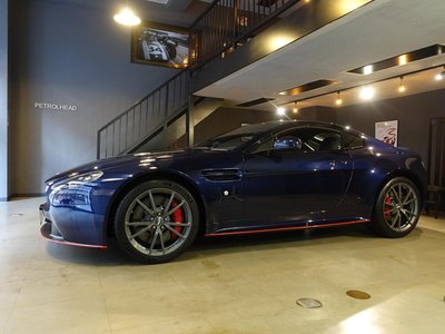 2015 Aston Martin V8 thumbnail 3