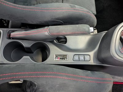 صورة 28 لـ 2023 Toyota GR YARIS