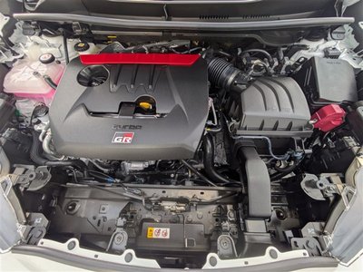 صورة 38 لـ 2023 Toyota GR YARIS