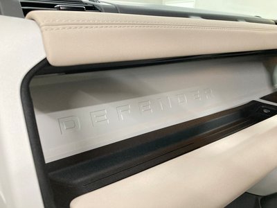 2023 LAND Rover DEFENDER thumbnail 57