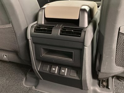 2023 LAND Rover DEFENDER thumbnail 52