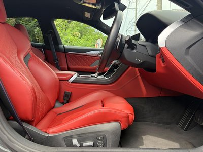 صورة 33 لـ 2021 BMW M8 GRAN COUPE
