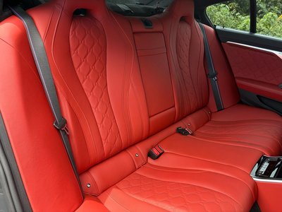 صورة 37 لـ 2021 BMW M8 GRAN COUPE
