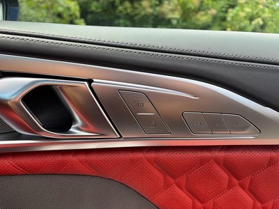 صورة 31 لـ 2021 BMW M8 GRAN COUPE