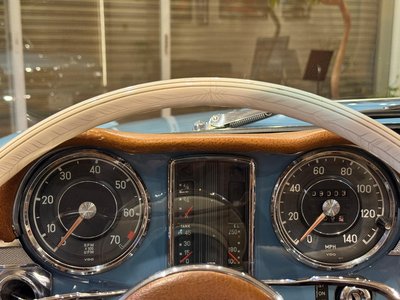 1965 Mercedes-BENZ SL 照片 23