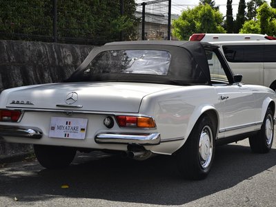 1973 Mercedes-BENZ SL 照片 4