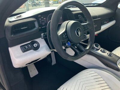 2023 Maserati MC20 CIELO — фото 17