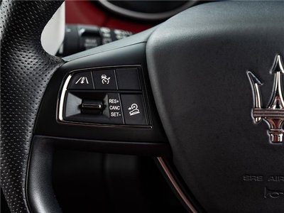 2020 Maserati LEVANTE — миниатюра 23