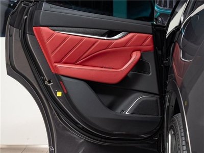 2020 Maserati LEVANTE — миниатюра 7