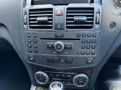 2010 Mercedes-BENZ C-CLASS AMG — фото 32