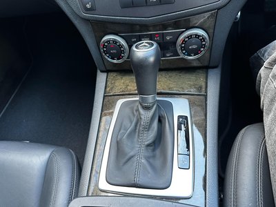 2010 Mercedes-BENZ C-CLASS AMG — фото 14