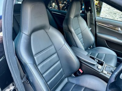2010 Mercedes-BENZ C-CLASS AMG — фото 16