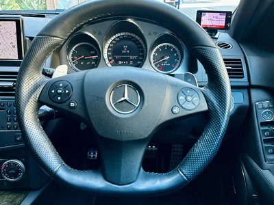 2010 Mercedes-BENZ C-CLASS AMG — фото 13