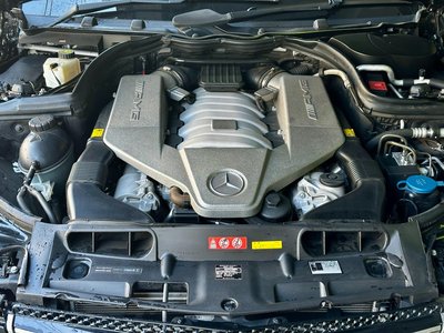 2010 Mercedes-BENZ C-CLASS AMG — фото 18