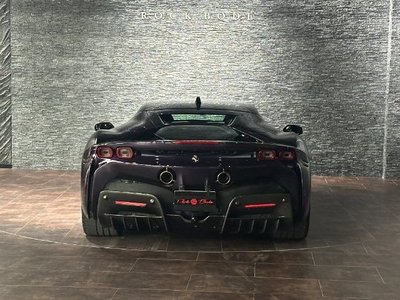 صورة مصغرة 8 لـ 2021 Ferrari SF90 STRADALE