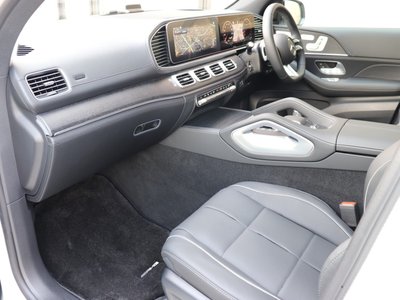 2026 Mercedes-BENZ GLS photo 13