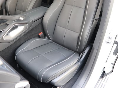 2026 Mercedes-BENZ GLS photo 14