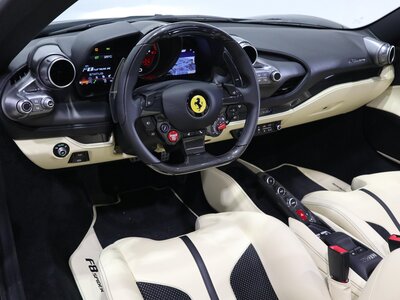 صورة 6 لـ 2022 Ferrari F8 SPIDER