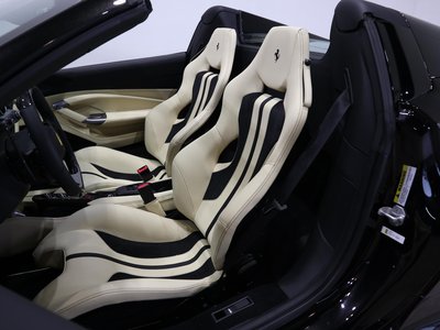 صورة 4 لـ 2022 Ferrari F8 SPIDER